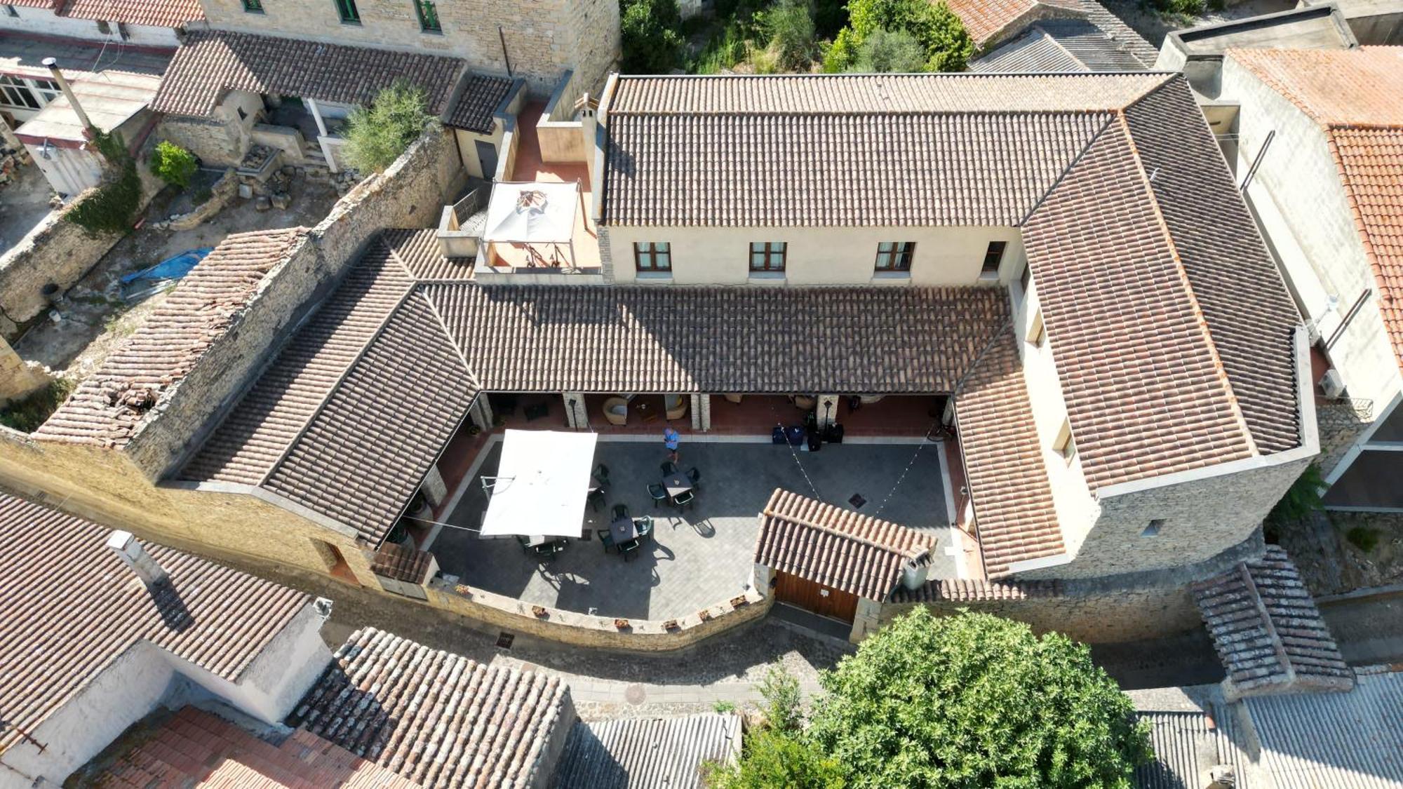 Albergo Diffuso Il Mandorlo Baressa Экстерьер фото