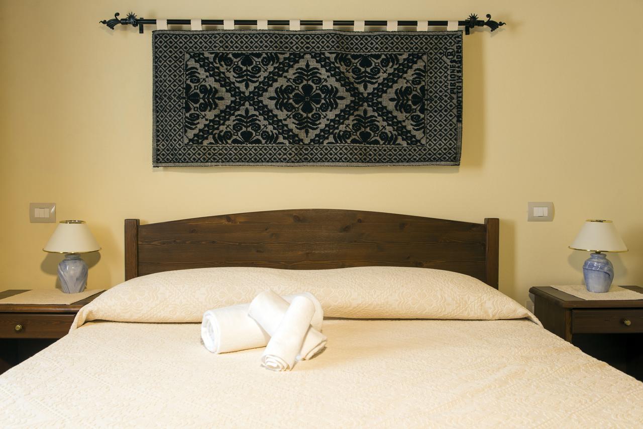 Albergo Diffuso Il Mandorlo Baressa Экстерьер фото
