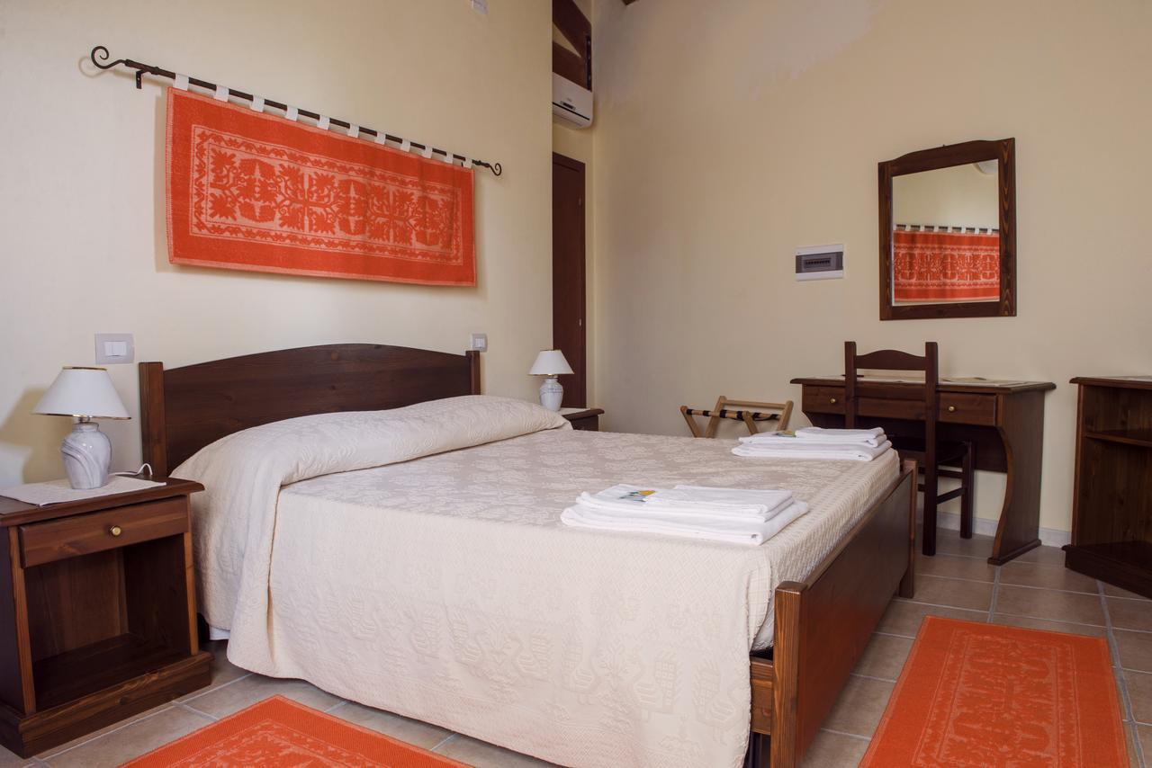 Albergo Diffuso Il Mandorlo Baressa Экстерьер фото